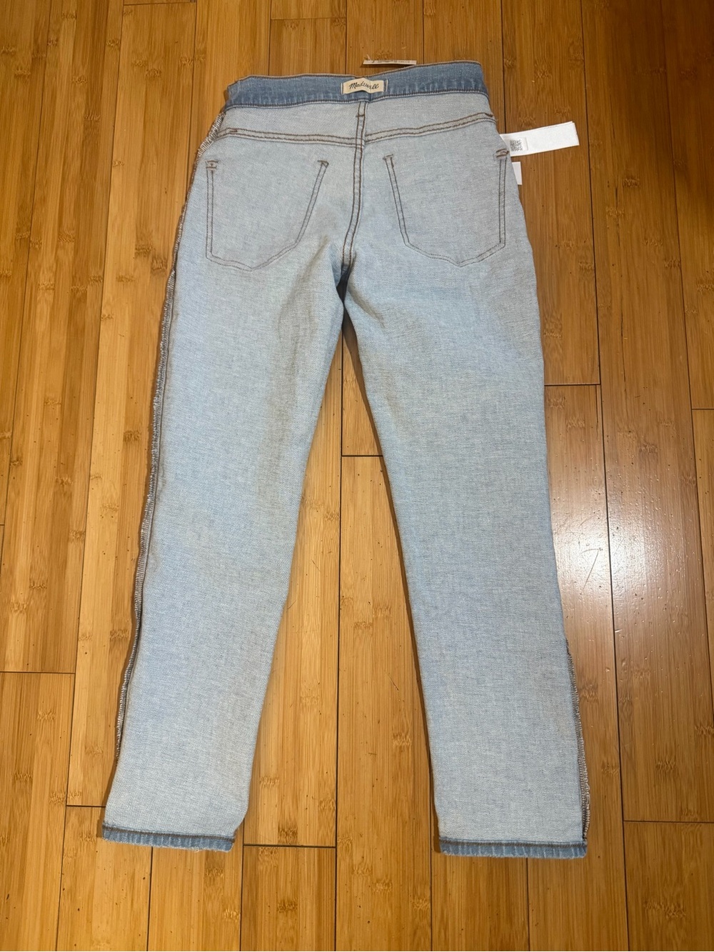 NWT Madewell The Petite Perfect Vintage Jean in
Alderton Wash Size 24P - Picture 9 of 16